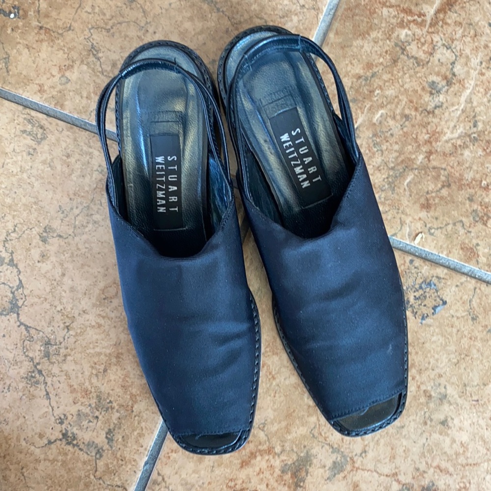 Black heel mules